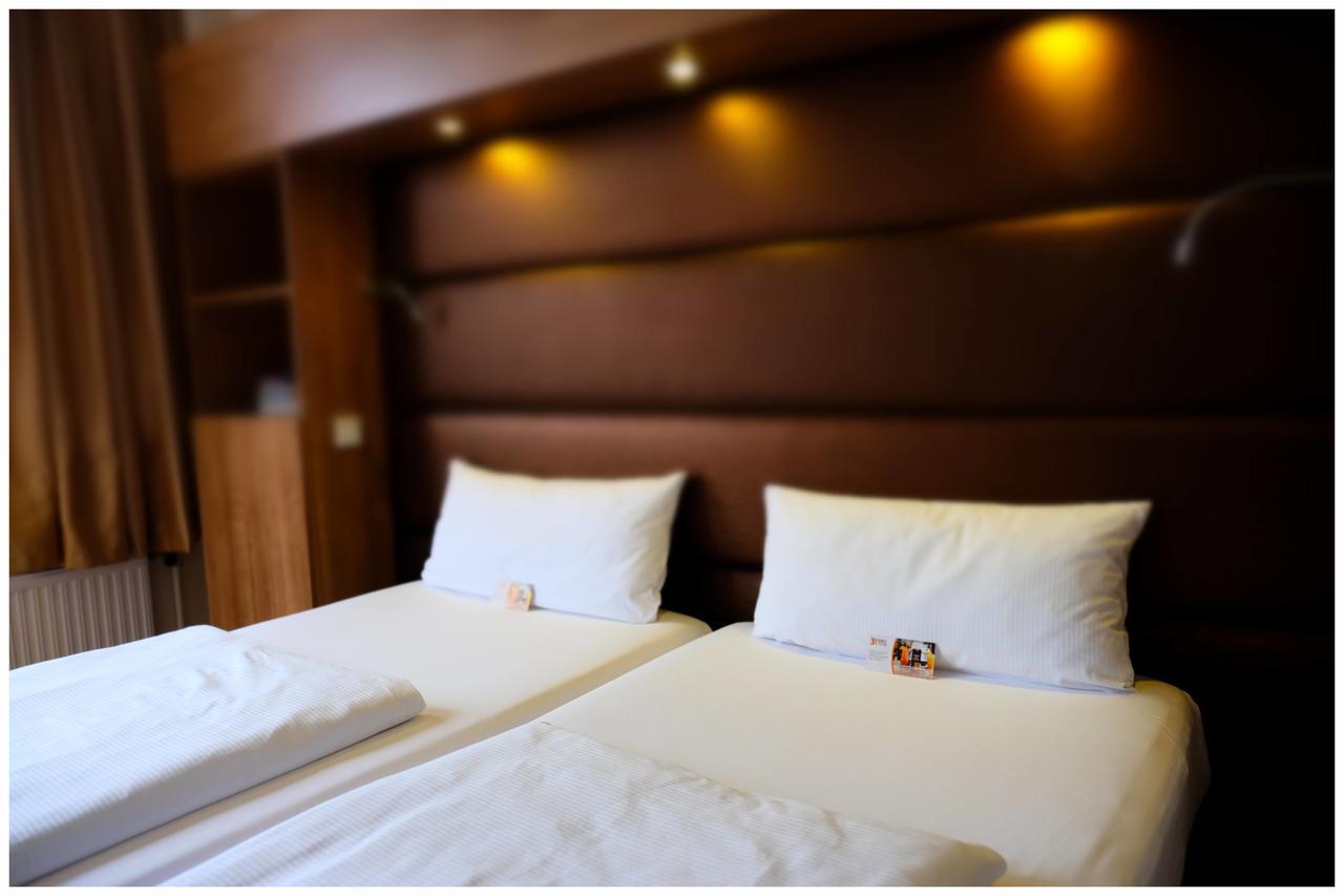 Motel Plus Berlin Luaran gambar